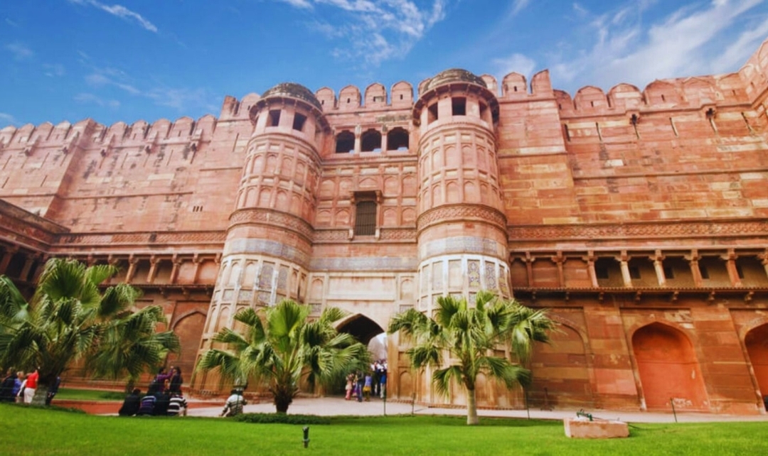 Luxury Golden Triangle Tour with Ranthambore 10