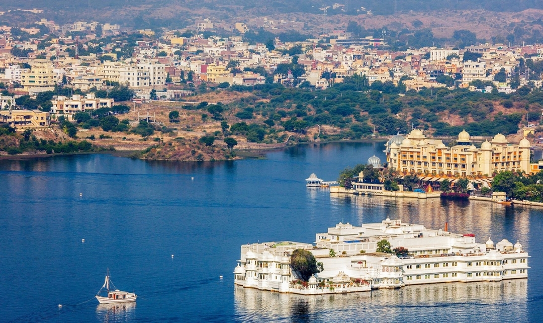 Golden Triangle with Mumbai Tour 5