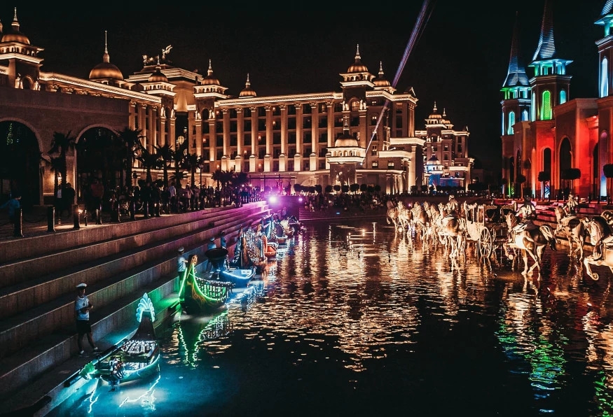 Land of Legends Theme Park Tour from Antalya – Full-Day Adventure with Dolphin Show & Typhoon Coaster 5