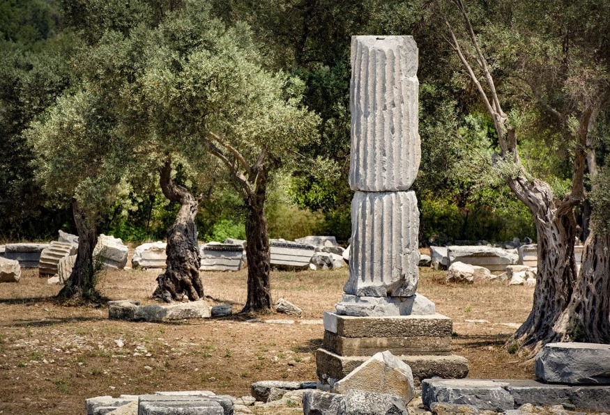 Daily Teos Ancient City & Sigacik Tour from Aydin 4