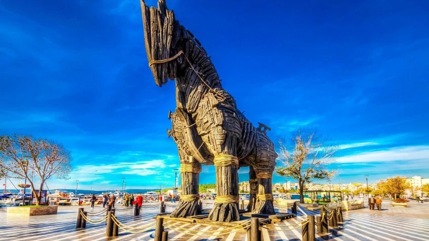 6 Day Turkey Road Trip Istanbul Canakkale Troy Pergamon Ephesus 1