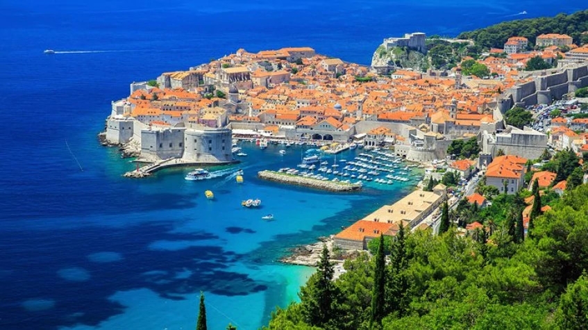 16 Days Tour Visits Greece, Albania, Montenegro, Croatia , Serbia 9