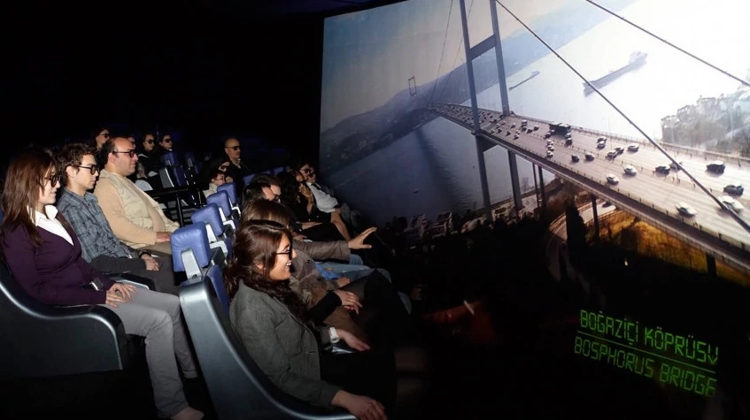 Sapphire Observation Deck & Skyride 4D Simulation 2