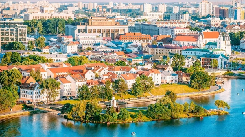 Soviet Era Art: Best 9 Days of Belarus Tour 19