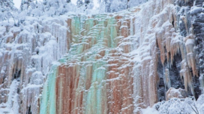 Discovering Korouoma's Frozen Waterfalls 3