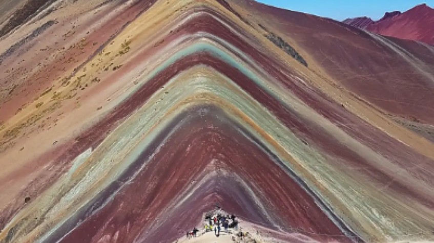 Excursion Rainbow Mountain 1